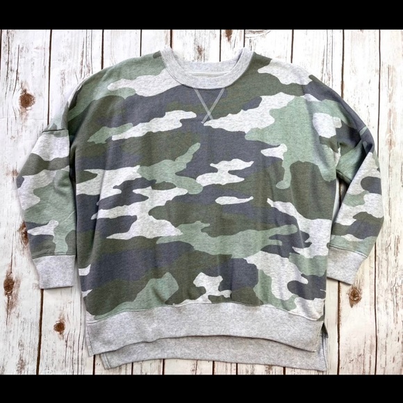 Aerie Women's Camo Oversized Sweatshirt Size S Small - Picture 1 of 3